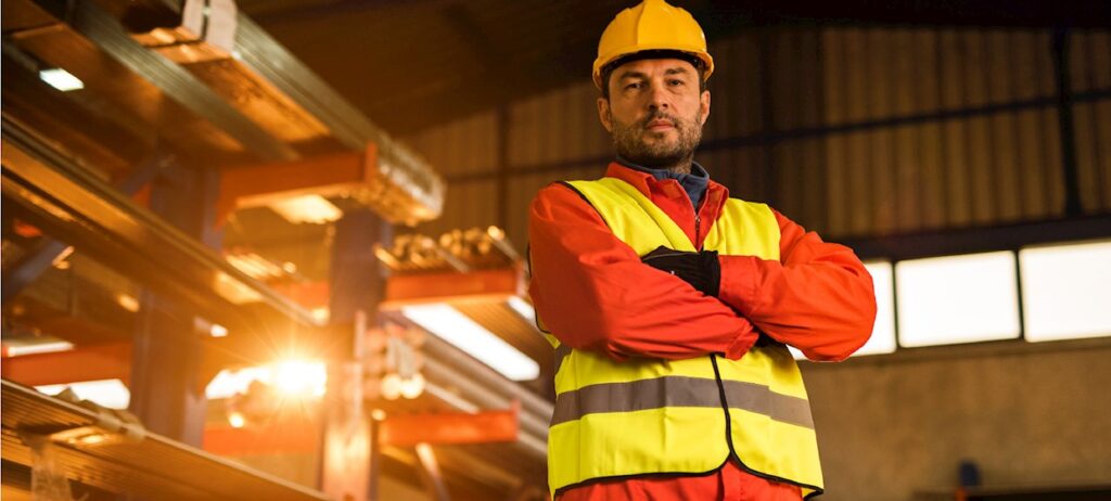 Firefly_FilMain-uses_safety_jackets