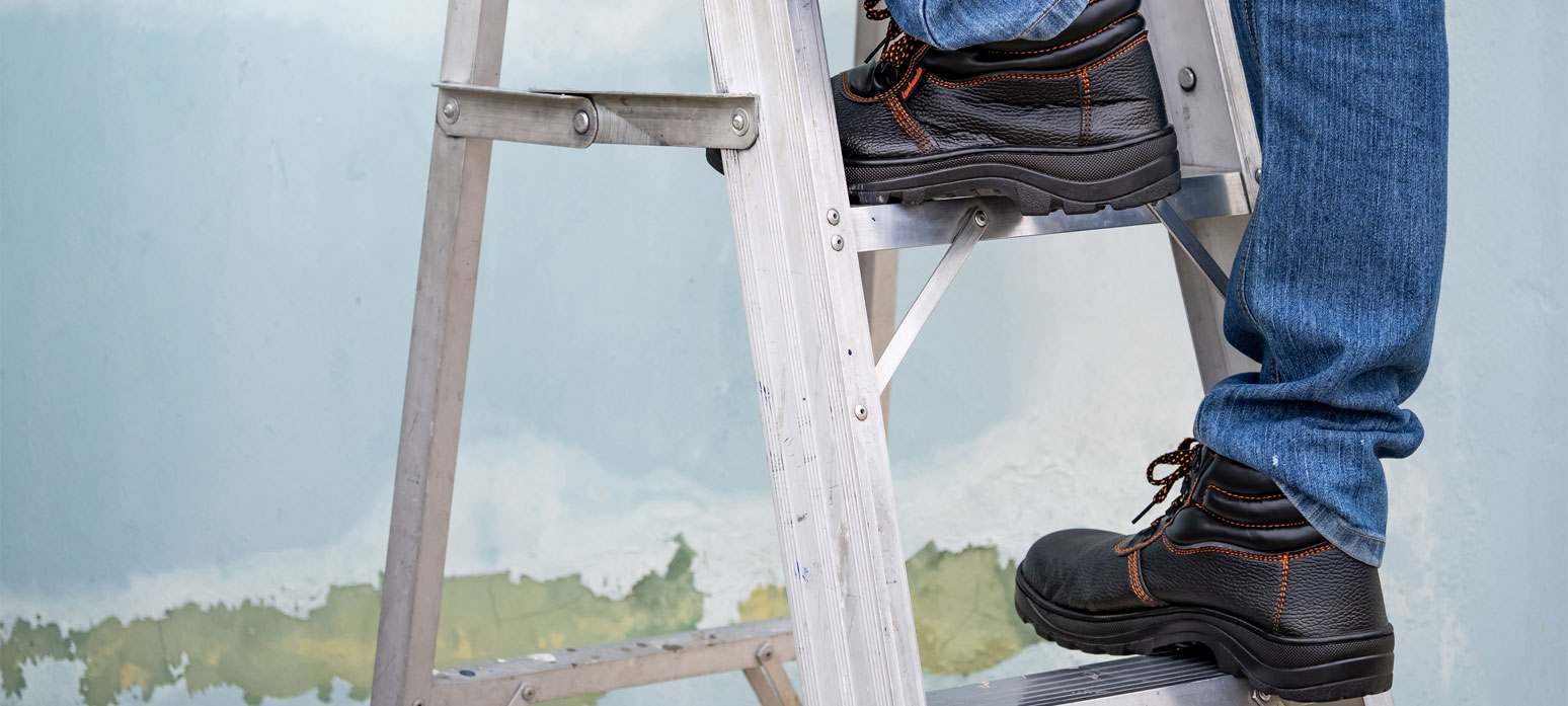 Moisture Management in Footwear: The T89 - 91 Advantage